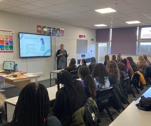 Many thanks to Talitha Milbank- A Midwife from Havering &amp; Barking NHS- for giving up her time to our students today- Years 8-12 gaining an insight into the work of a Midwife! 🏥
#ThanksMrsMillerForOrganising