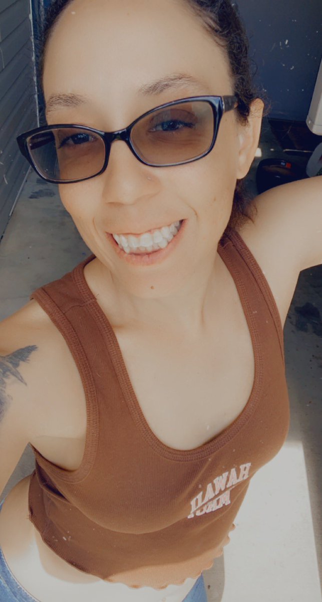 jadelily83's tweet photo. 🤗🖤🤘🏽 https://t.co/ucUXIsoOFr