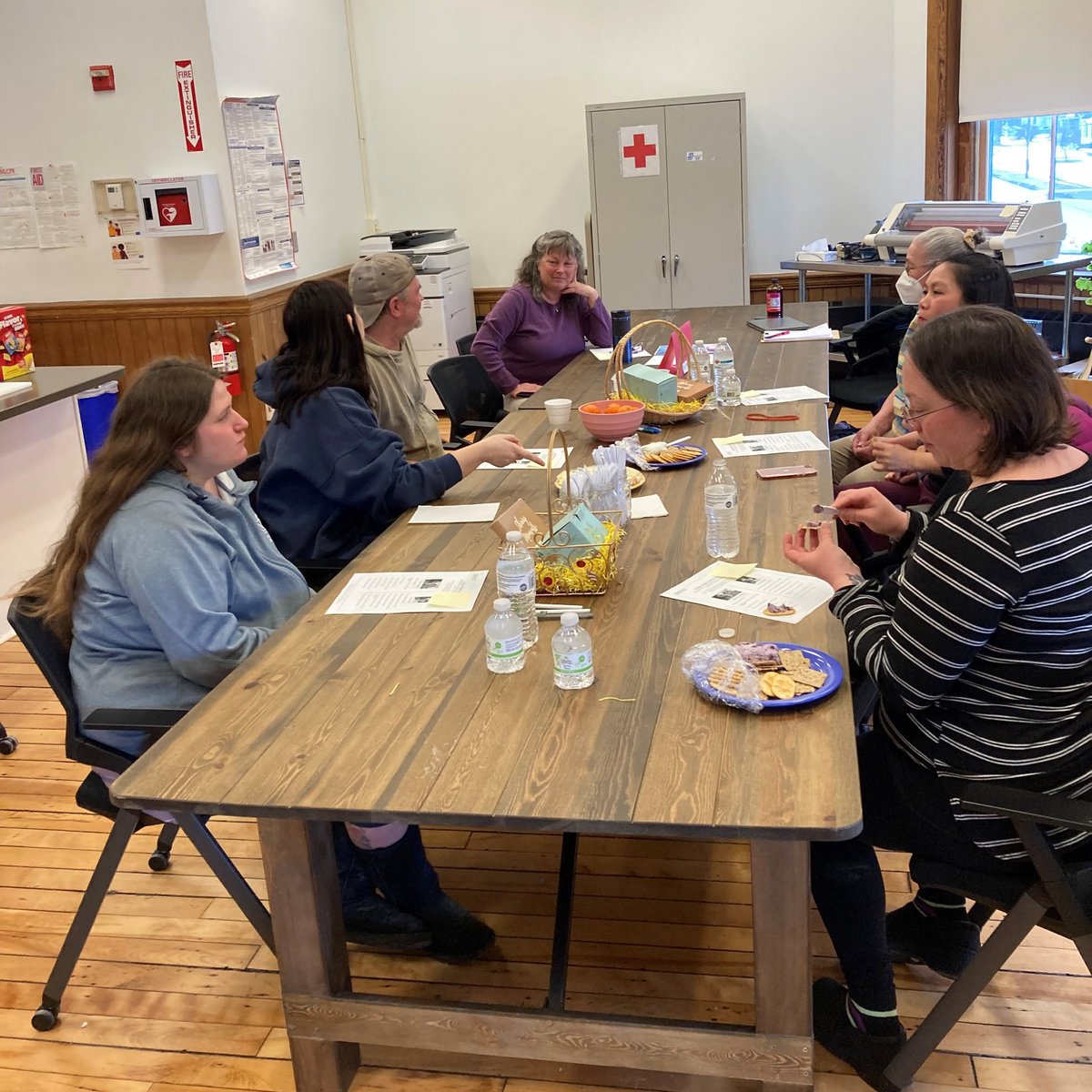 cvheadstart's tweet image. Our Parenting Connections group met last week and had a great discussion on parenting, sharing about their families, peer supports, and community resources 🤱

We&apos;re grateful to be able to have such wonderful staff and parents connect with each another like this 💙