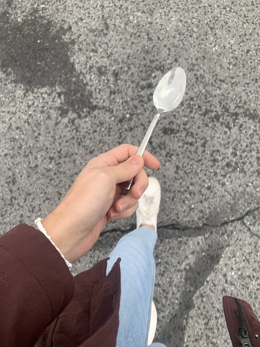 jojoyourchak's tweet photo. Me and my spoon on the hunt for some [REDACTED] ❤️❤️ @thespiss4 https://t.co/x2w1FcJ7YD