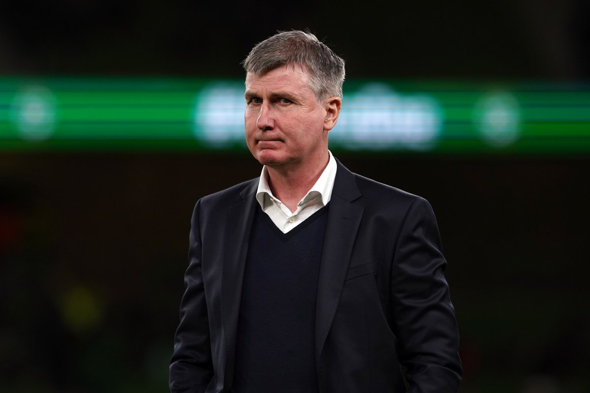 Leo_lepelo's tweet photo. L'entraineur Irlandais après le but de Pavard #IRLFRA https://t.co/goqmIymy19