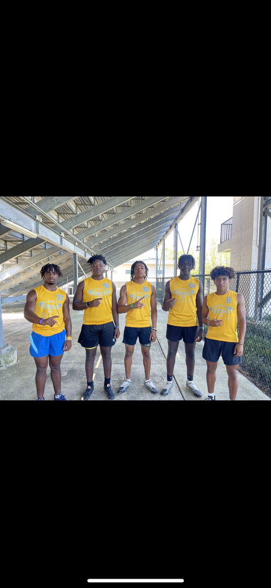 Anthony_White22's tweet photo. Had a great time at @SSCombineSeries #Hardwork @Hagerty_FB @1CoachQ @Coach_Bock @CoachLewis8 #varsityfb @JCCarnz @osvarsity https://t.co/gBBdyyFKrW