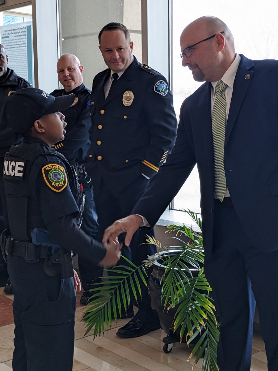 FBI Denver on Twitter "FBI Director Wray gave DJ his FBI credentials