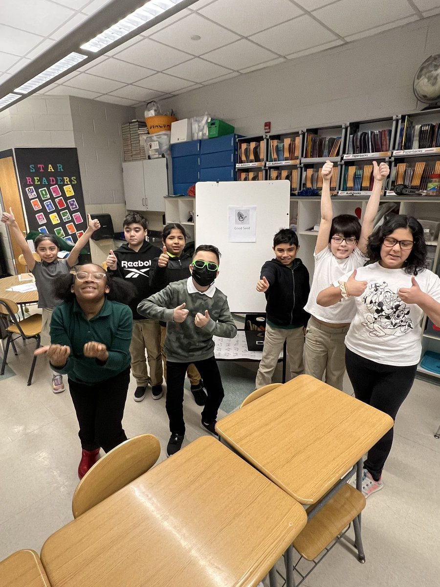 MsHochstaedter's tweet photo. Putting our responsible decision making to the test! Looking at different scenarios to decide if they are positive ✅or negative❌ choices! #WaveWellness @amyzambranoyoga @ntrainor29 https://t.co/Y675hVl4b4
