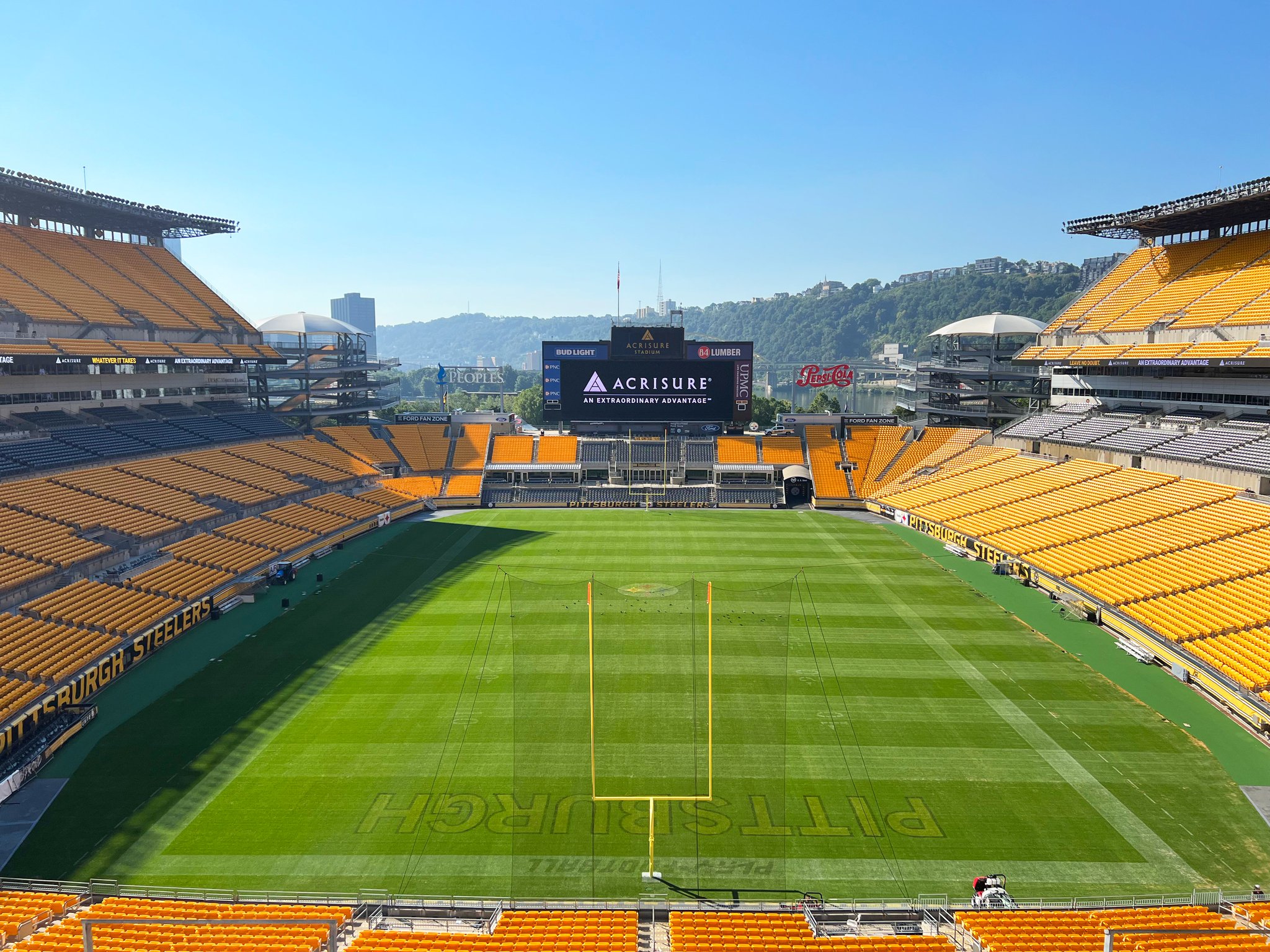 acrisure-on-twitter-greg-williams-spoke-at-acrisurestadium-today-as