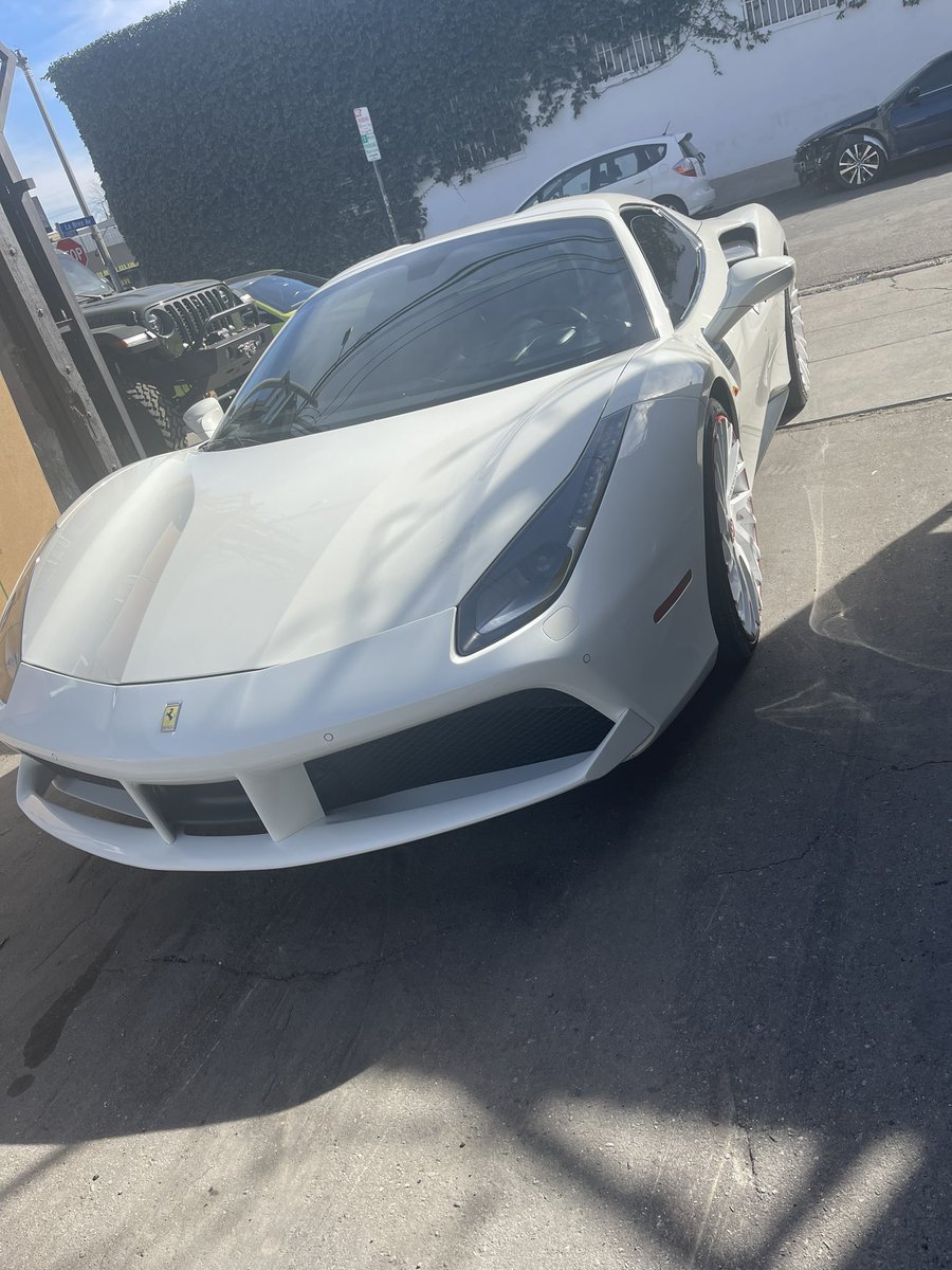 callingetclean_'s tweet image. Full detail on a Ferrari #fulldetail #detailing #ceramicwax #menguiars #detailomdemand #LA #LosAngeles