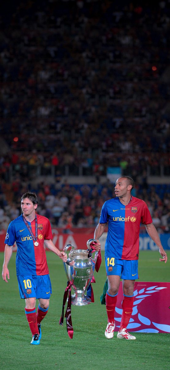 5aledz_'s tweet photo. 𝟒𝐊 #Wallpapers 
  ╘ 📁 Leo Messi - Thierry Henry 
    ╘ 📁 𝗕𝗮𝗿𝗰𝗲𝗹𝗼𝗻𝗮 𝟮𝟬𝟬𝟵. https://t.co/wUP71XhqgH