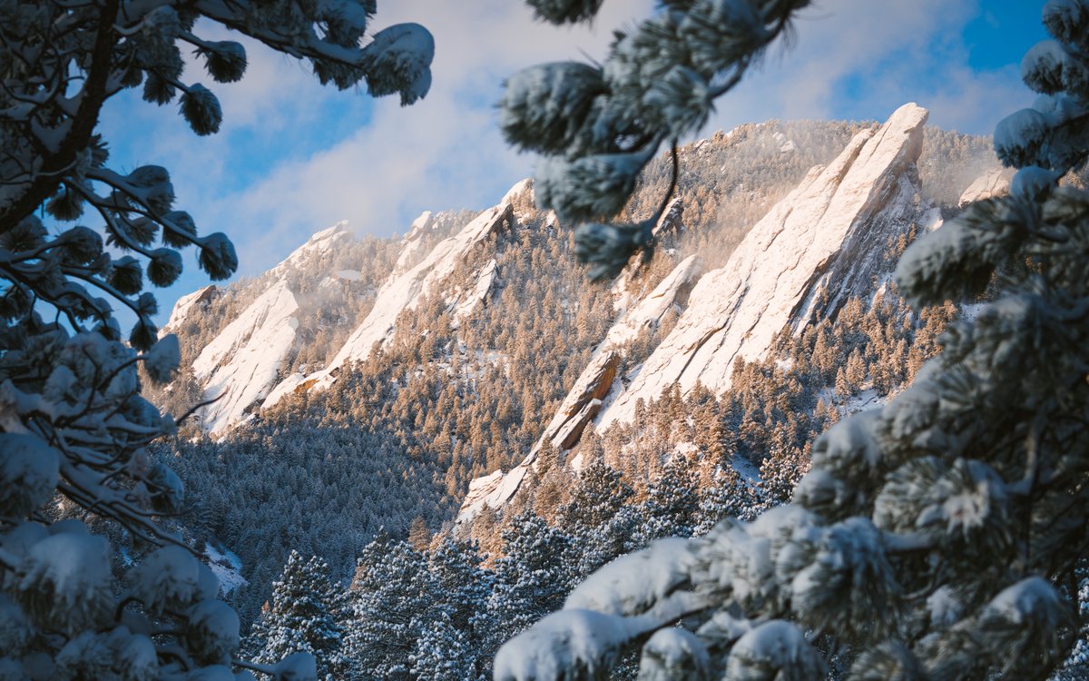 Fr33Water's tweet photo. “Climb mountains not so the world can see you, but so you can see the world.”
–David McCullough Jr.
Good afternoon Twitter! @outthereco @colorado @earthcurated !! #outtherecolorado #boulderco #landscapephotography https://t.co/kkWkF7HVBD