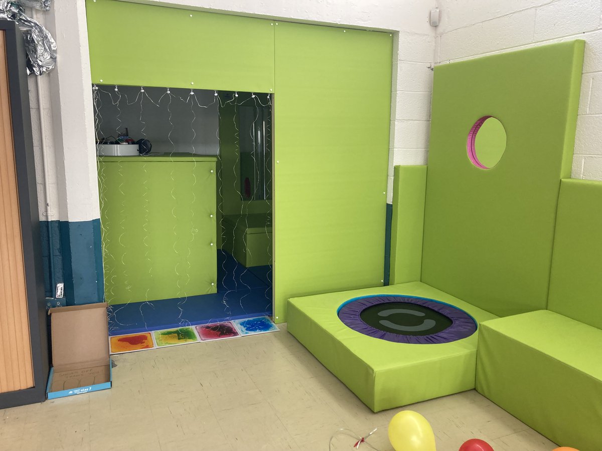 This year for #WorldAutismAcceptanceWeek we are excited to learn more about our 2 new #autism classes (#NotUnits) opening soon. We look forward to welcoming the boys (and girl) who have enrolled for Sept and have already installed our Sensory Room!  stratfordns.ie/post/world-aut…