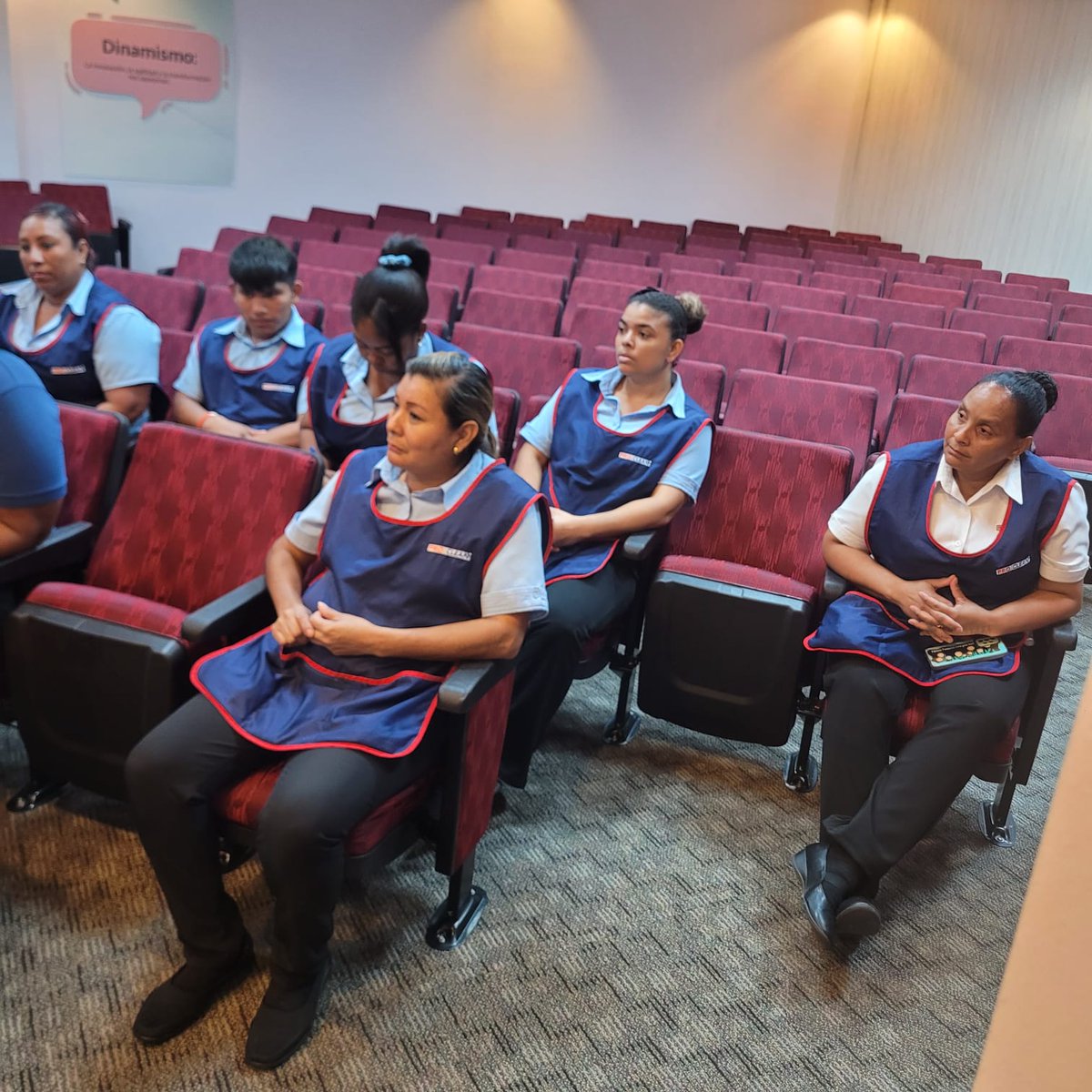 ProCleanPma's tweet image. Día de charla de seguridad insdustrial. #seguridadlaboral #Proclean