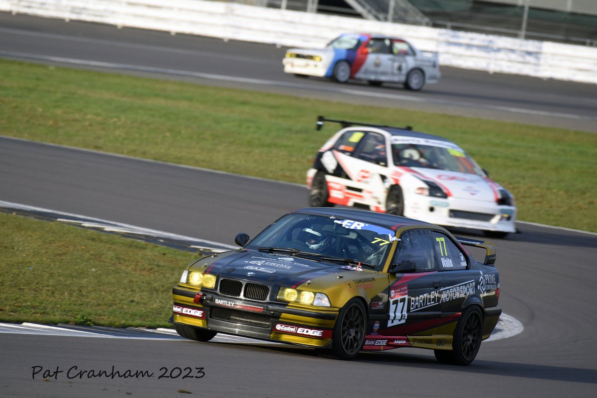 My images from @CTCRC @Thundersaloons from #Silverstone can be viewed here facebook.com/media/set/?van…