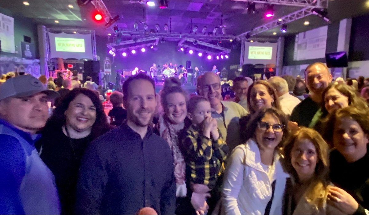 HarrisMurtha's tweet photo. Members of our Buffalo office gathered this past weekend for the annual Lawyers for the Arts fundraiser, a music-filled benefit supporting @asiwny Give for Greatness, which provides general operating grant funding for small to mid-sized arts and cultural organizations across WNY. https://t.co/miw0LA1Ecu