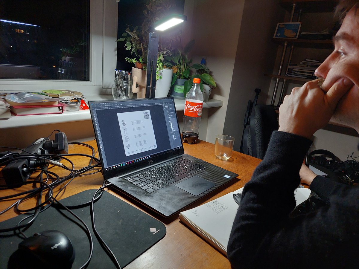 Hard at work for <a href="/Grizinkalnam/">Grīziņkalna apkaimes biedrība</a> 

Turns out drawing your own icons by hand is faster than searching for free SVGs.