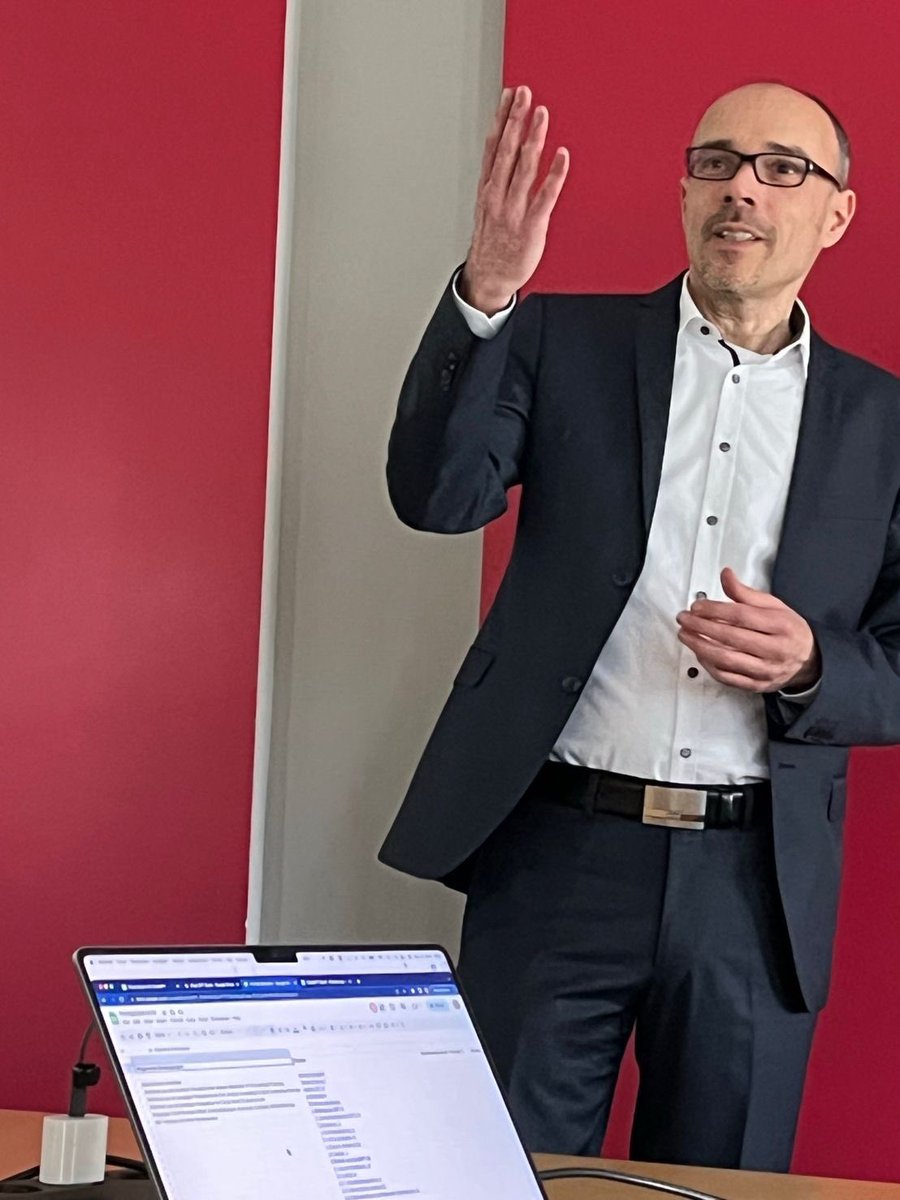 AndreasFunk's tweet photo. Is it possible to create an application-oriented #academicbook in the field of #Business &amp; #Economics in a combination of renowned authors and #ChatGPT? We explored these and other questions today at our #HackDay in #Wiesbaden. @SpringerNature #LifeatSpringerNature https://t.co/86w7GcLWH7