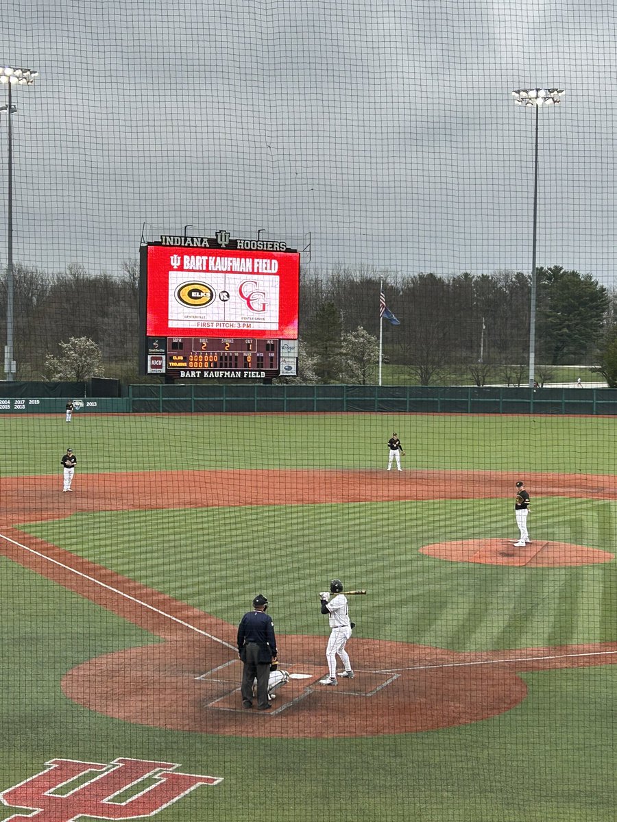 Evan Zapp up in the bottom of the 6th. Trojans up 1-0