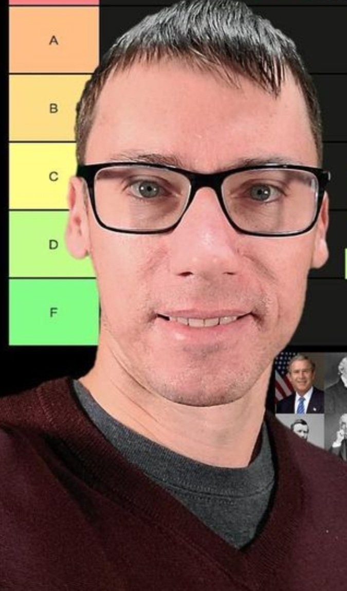 s_klobuchar's tweet photo. Rivers Cuomo https://t.co/jd62A66pUt