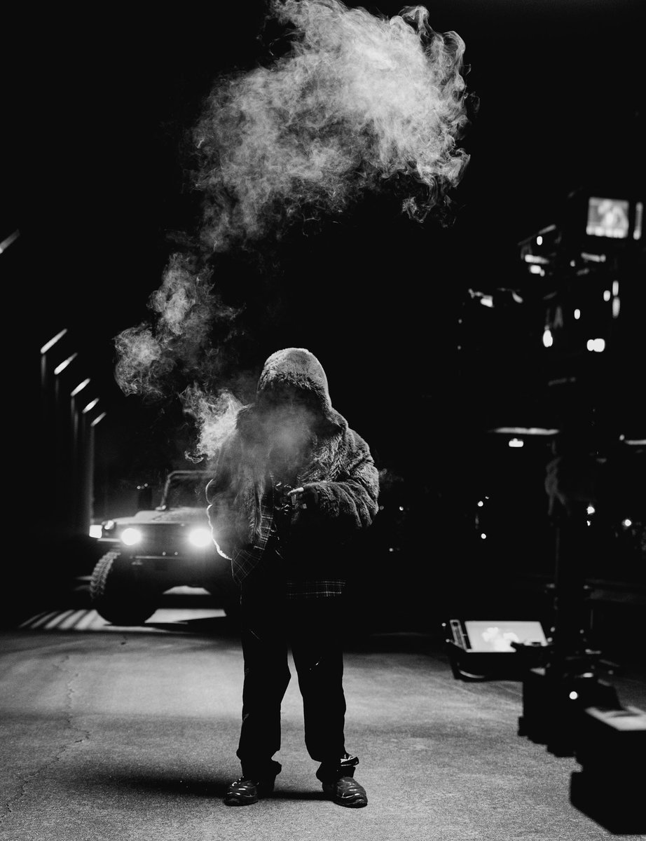 QuavoStuntin's tweet image. HONEY🍯 BUN Friday!