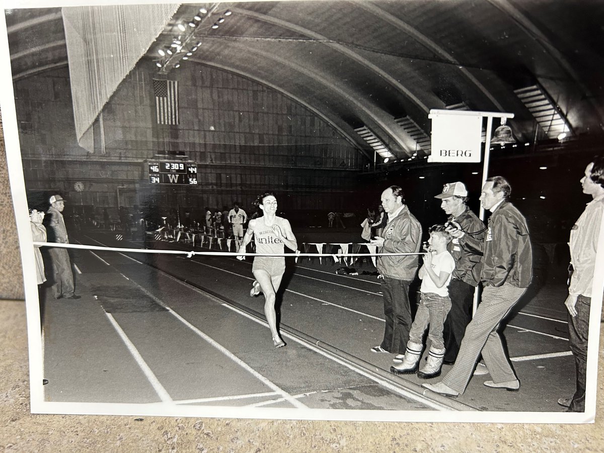 BadgersHistory's tweet photo. There are 53 women inducted in the @UWBadgers Athletic Hall of Fame. The first two, U.S. Olympians Cindy Bremser from @BadgerTrackXC by way of Mishicot and Carie Graves from @BadgerRowing by way of Spring Green, were part of the inaugural class of honorees in 1991. https://t.co/M71G7LfAue