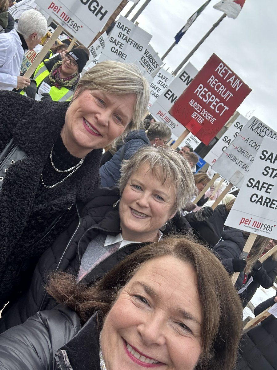 Rally to start w/ <a href="/PEINursesUnion/">PEI Nurses' Union</a>    Lucky to have <a href="/JanetHazey/">Janet Hazelton</a> <a href="/NS_nurses/">The NSNU</a> join us <a href="/BarbaraBrookins/">Barbara Brookins</a> #EnoughIsEnough