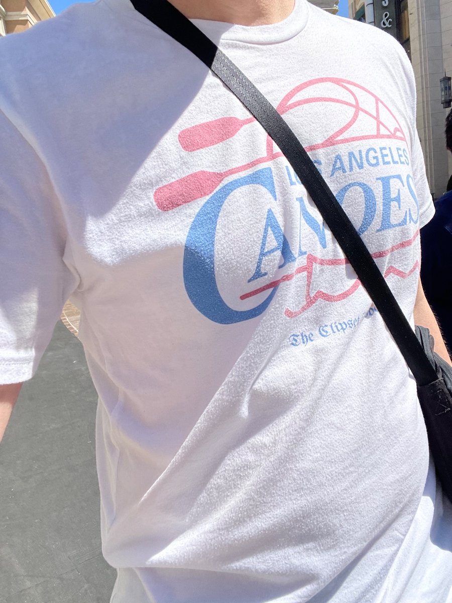 @JosephRayaWard <a href="/brianscullen/">𝙱𝚛𝚒𝚊𝚗 𝚂 𝙲𝚞𝚕𝚕𝚎𝚗</a> <a href="/ClipsetPod/">The Clipset Podcast</a> channelling big canoe energy out in LA today 🙏