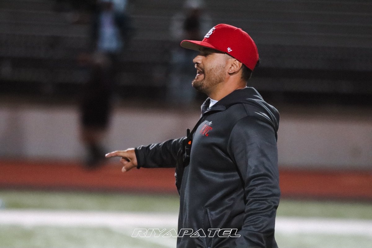 CoachRJ_Jimenez's tweet photo. As RVC Head coach of the West regional champions my experience Of a champion mentality flows is in the preparation. it Isn’t easy to be a  champion to capture opportunity, to learn, And to persevere. What is your champion mentality. DM or comment. https://t.co/26xEfBvqW3