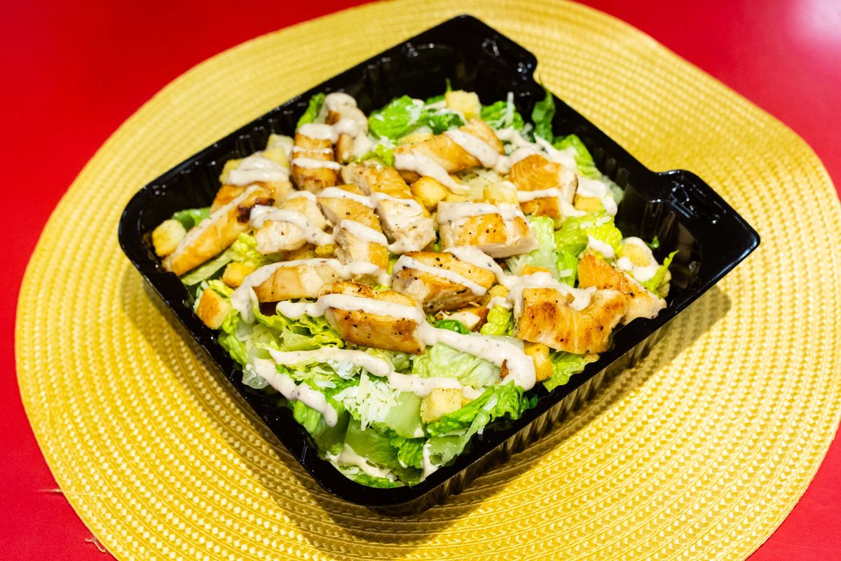 WisemillerD's tweet photo. We prepare all of our food fresh and in-house, which means you can count on us for a delicious meal. We can't wait to serve you. #Georgetown #Wisemillers #GroceryAndDeli https://t.co/DRXTcW3b4b