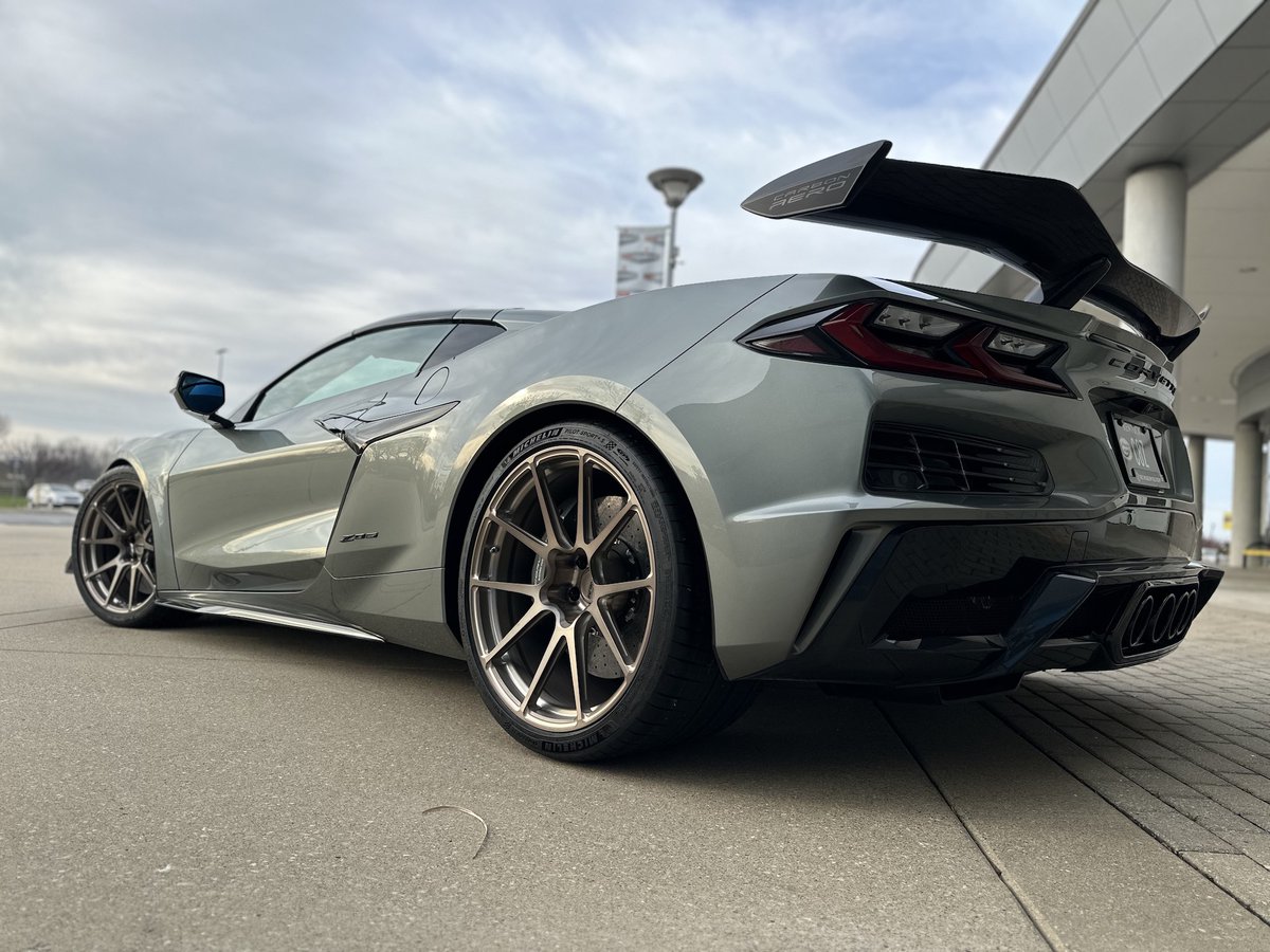 ForgelineWheels's tweet photo. Not excited about the #c8corvettez06? Mark's #c8 #corvette on #forgeline #GA1R #openlug is one of the best reasons we've seen yet! https://t.co/8tRtcjjPvO https://t.co/Pl49ySyaHM