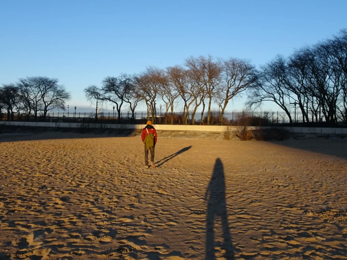 OfficialTeamBBs's tweet photo. @BigLegDrop + beaches + cities is my kind of jam
#Chicago2023 #DBisEPIC #TeamBBsForLife #TeamBBsOnTour #TeamBBs #CrewOfTwo https://t.co/6mXbNP94ml