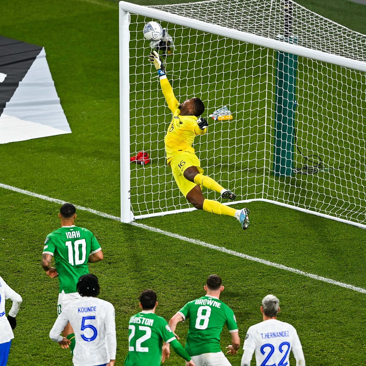 ActuFoot_'s tweet photo. L’envolée est incroyable. 😍 https://t.co/8gbp9N7Bb3