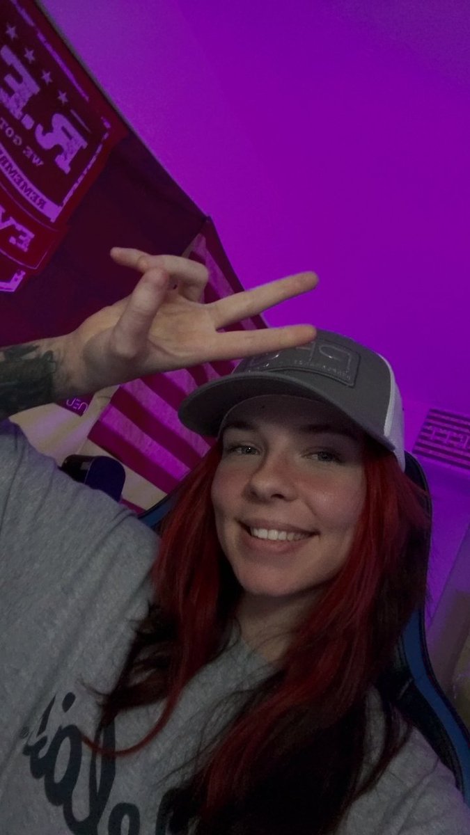 WhiskeyLynn_'s tweet photo. SINGING STREAM RN LIVE ON TWITCH
https://t.co/vkwfLxHRpY https://t.co/AfDiv3mXzq