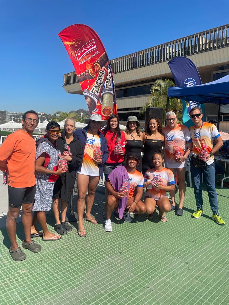 stmoritzve's tweet photo. Este fin de semana se llevó a cabo el Reencuentro máster de natación Miranda 2023, de @adaem_vzla patrocinado por @stmoritzve llevando alegría y mucho chocolate 🍫a cada uno de los atletas.
#chocolates #chocolate #stmoritzve #Venezuela https://t.co/fvECHdcL5M