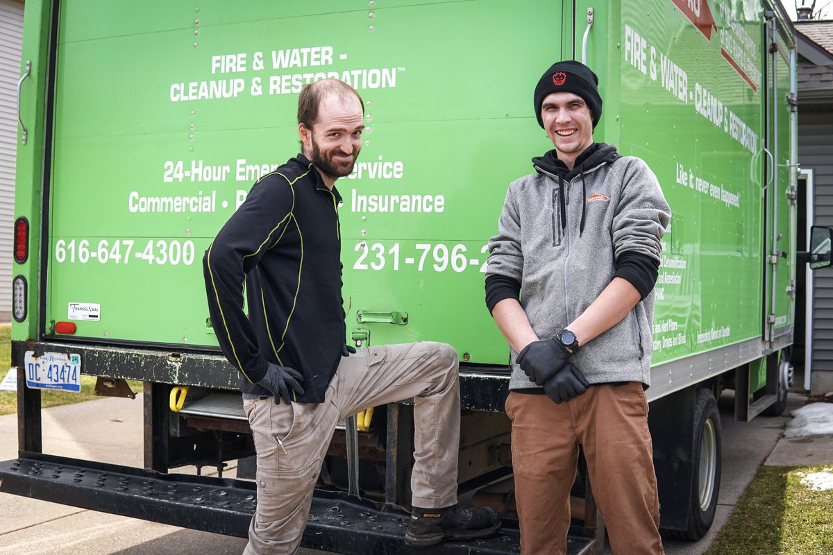 Who’s ready to see more green?Spring is finally here and we couldn’t be happier. What took you so long? 🌿

#spring #happy #smiles #servpro #hardwork #monday #march #green #mitigation #construction #fire #water #moldrestoration #removal