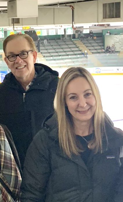 FabFiveHockeyFansMN tweet media