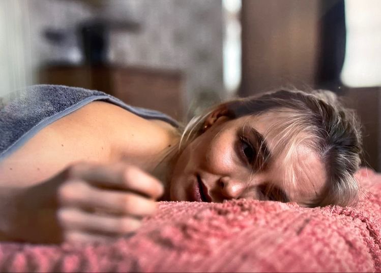 she!! crawled!! out!!