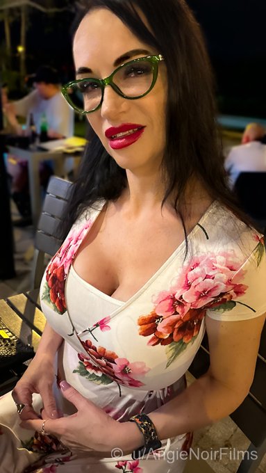 A drink or 2 and...  ...my 34G cup tits came out &amp; I rubbed my KITTY in the car! 😈💦💦 👉WANT TO SEE? RT<a href="/tag/cougar"class="tags"><span>#cougar</span></a><a href="/tag/kinky"class="tags"><span>#kinky</span></a><a href="/tag/milf"class="tags"><span>#milf</span></a><a href="/tag/publicnudity"class="tags"><span>#publicnudity</span></a><a href="/tag/bigtits"class="tags"><span>#bigtits</span></a><a href="/tag/hotwife"class="tags"><span>#hotwife</span></a>