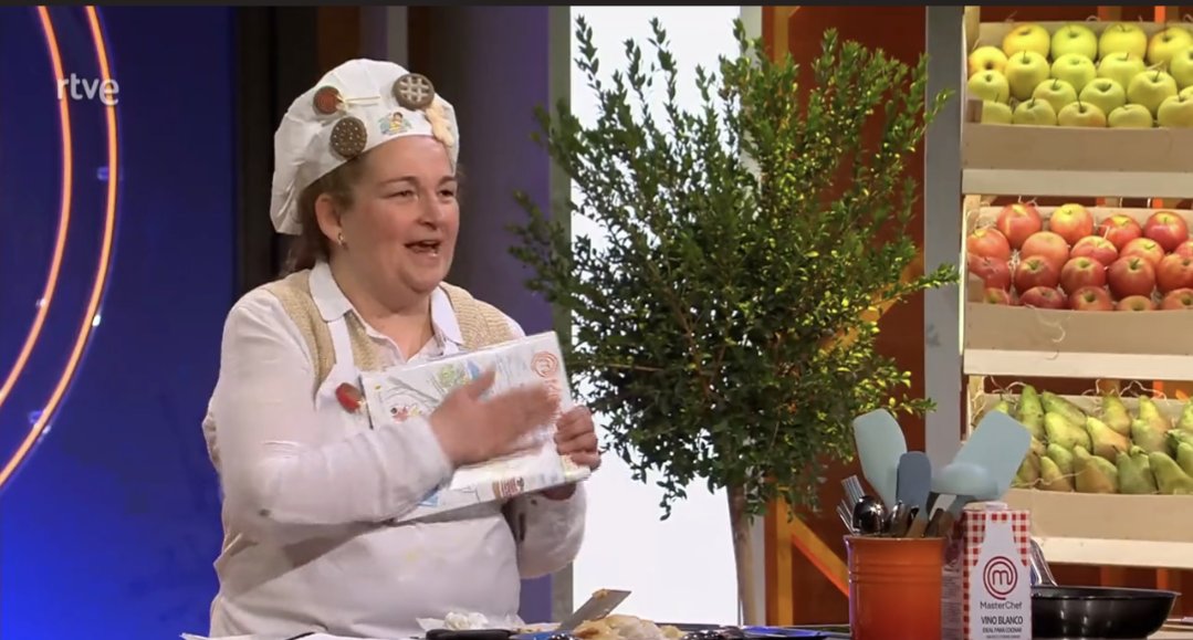 JordiMChef5's tweet photo. Ya tienes un nuevo fan Merce #teamMerce en esta nueva edición de @MasterChef_es , celebriy? 🫣🤣 https://t.co/LOn9IRpULB
