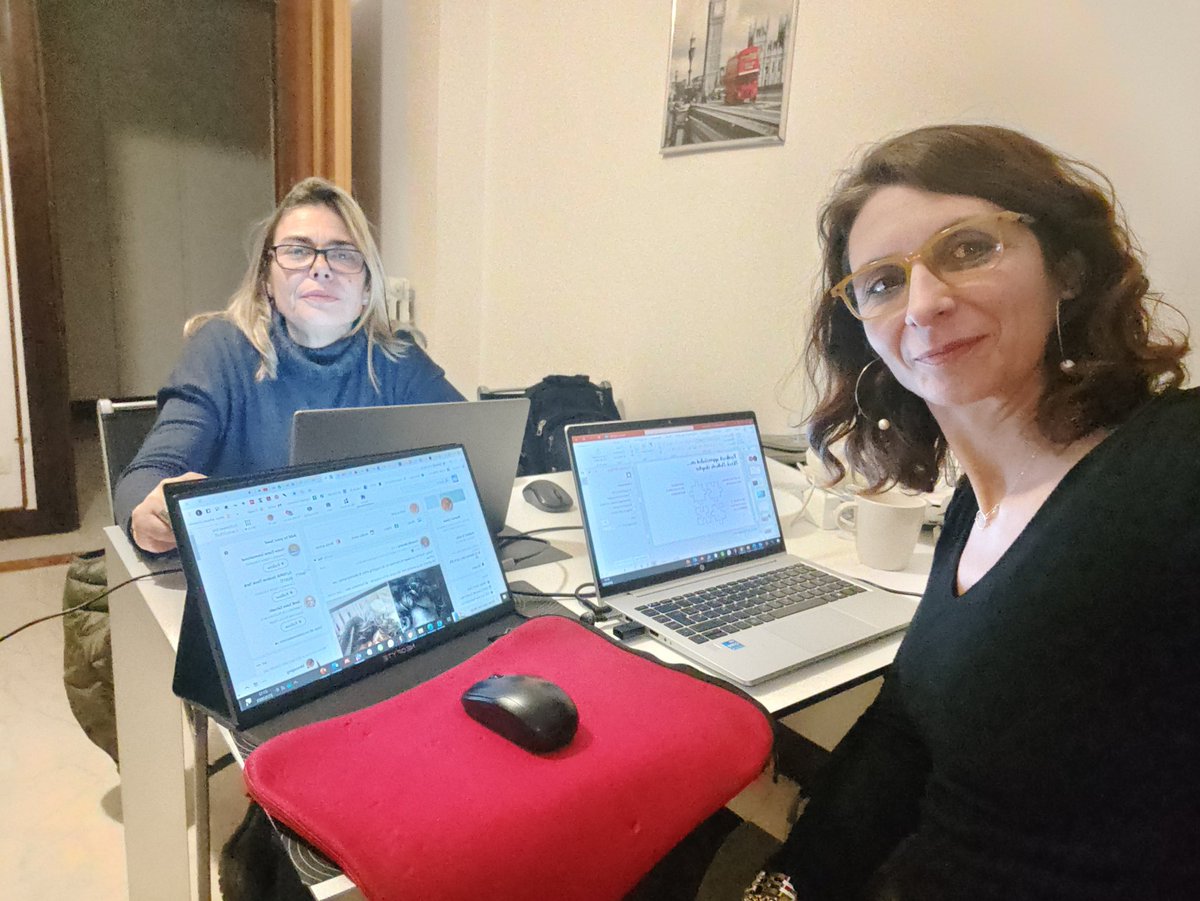 MarinaCasalSala's tweet photo. When the weekly online #PhD writing Pomodoro session can be done in person in Brescia. 
Yes, we are actually working! 
@CHEI_Unicatt @Unicatt 
#HigherEd #intled https://t.co/YWSdDcXZ30
