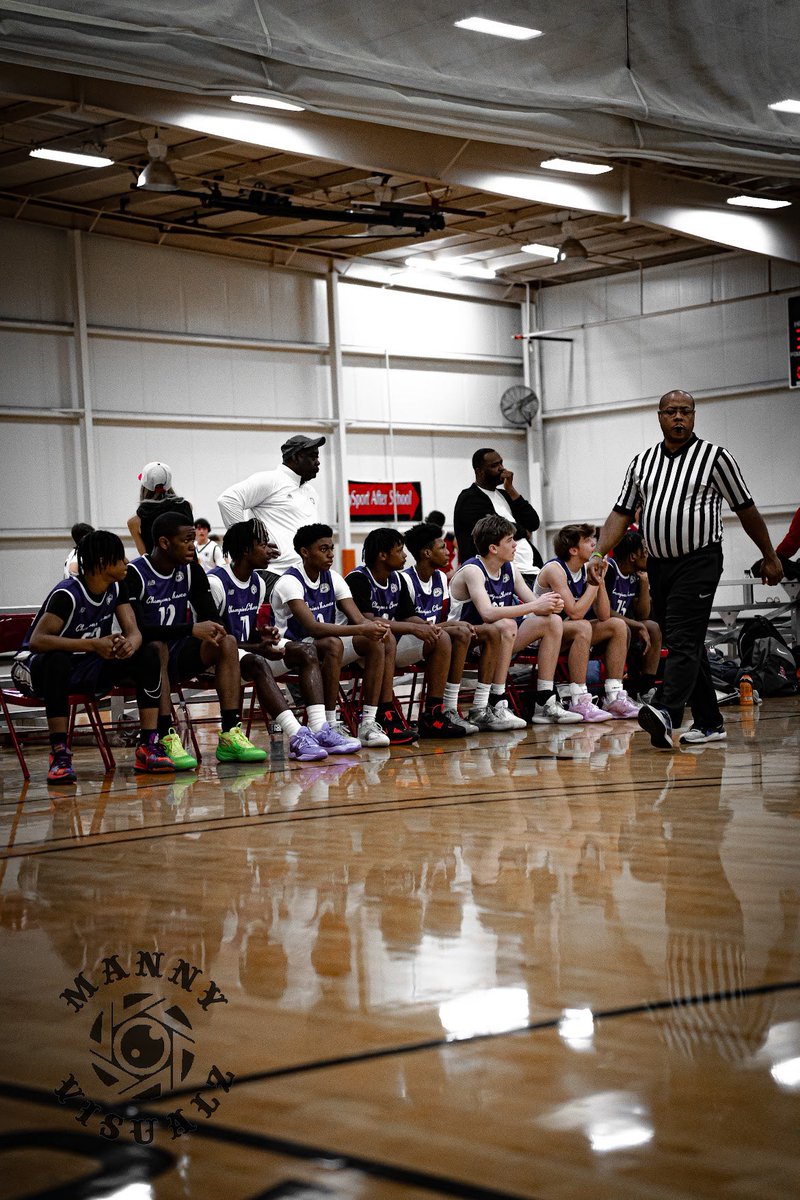 First tournament vibes for our NXT teams ! Thank you to @hoopseen for a great event . 