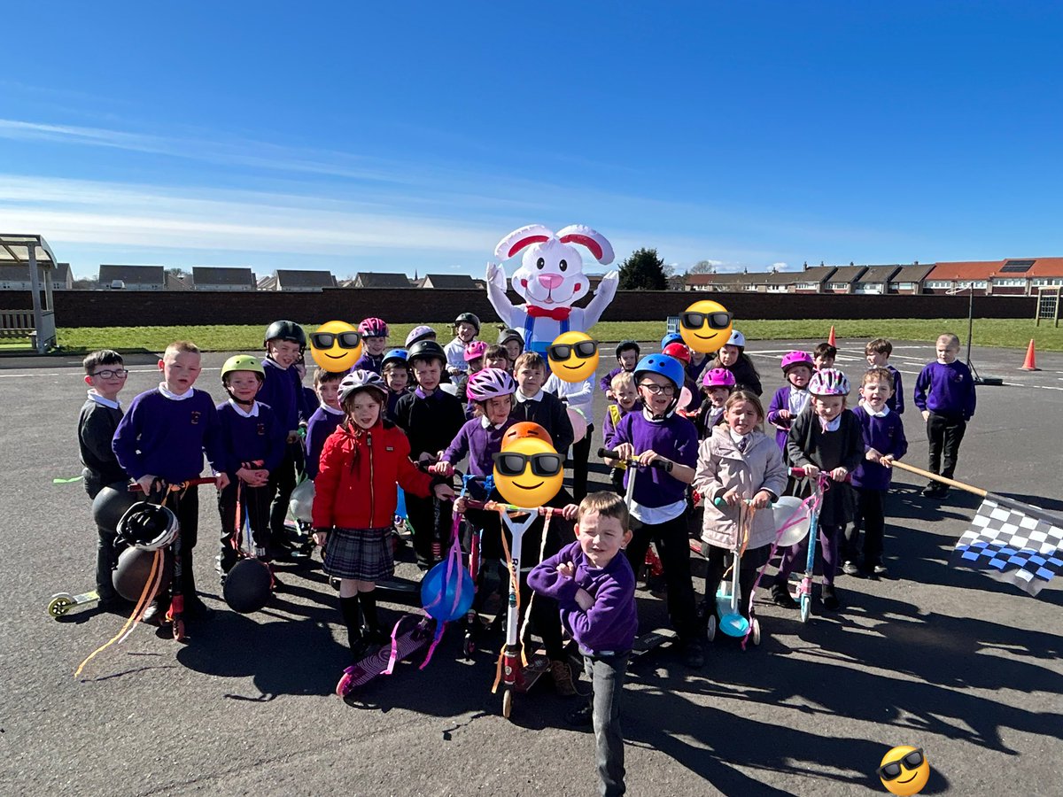 SaintJohnsRC's tweet photo. A special visitor joined us this afternoon. Thanks @MrsCavani for going above and beyond😉! 💜🐰💜 https://t.co/d3qDzmPoKv