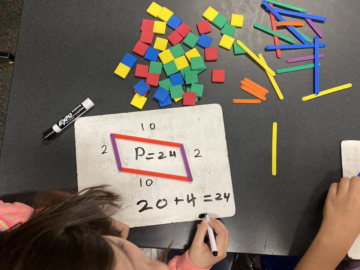 Mrs_Granier's tweet image. Had fun with AngLegs and perimeter today! @BernshausenKISD #KleinMath