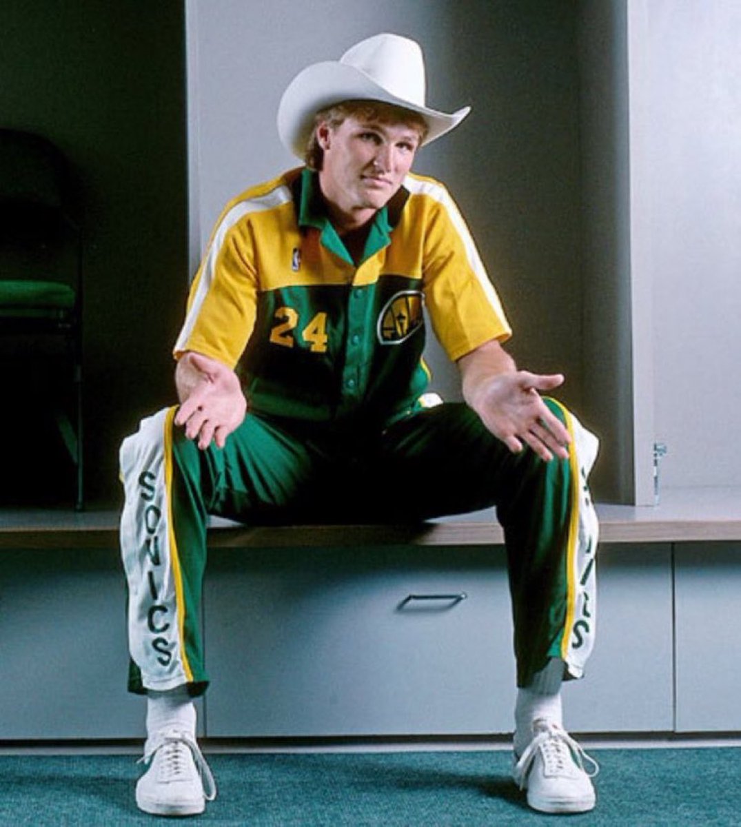 Super 70s Sports tweet media