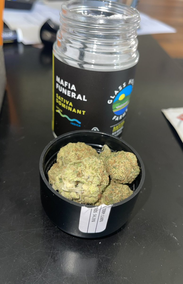 Blow1818's tweet image. Blunts Rolled
Edible Ate &amp;amp; Packed
#Blow1Clothing on my back catch a vibe to the Money!!!
#SpaceCadet how do u get to #StoneyWorld 
Sativa Cheeks
Stay Ready!!!!
#Mmemberville #420Community 
#CannabisCommunity #King