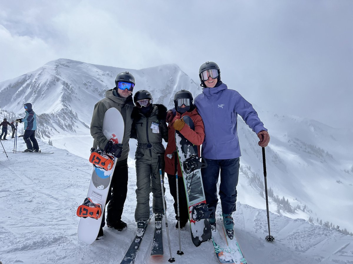 tweetsfromkb's tweet photo. Couldn’t have asked for a better day #snowbird https://t.co/Rxgx2YqqwT