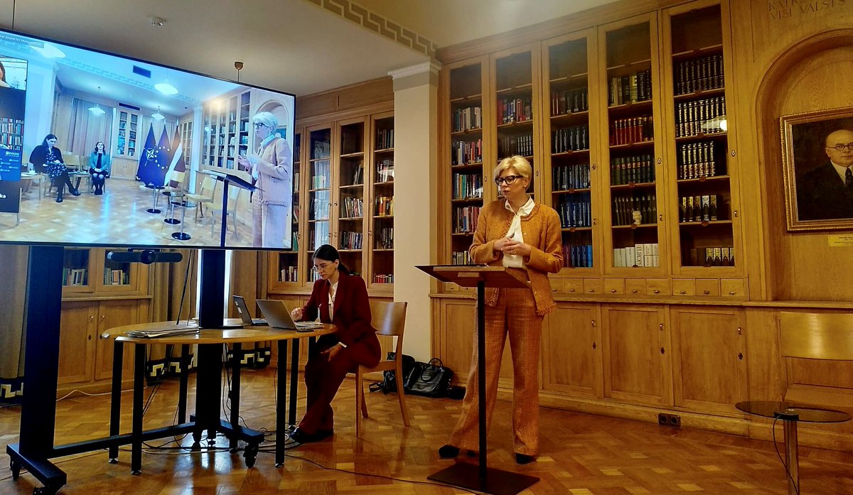 Stephane Jacobzone tweet media