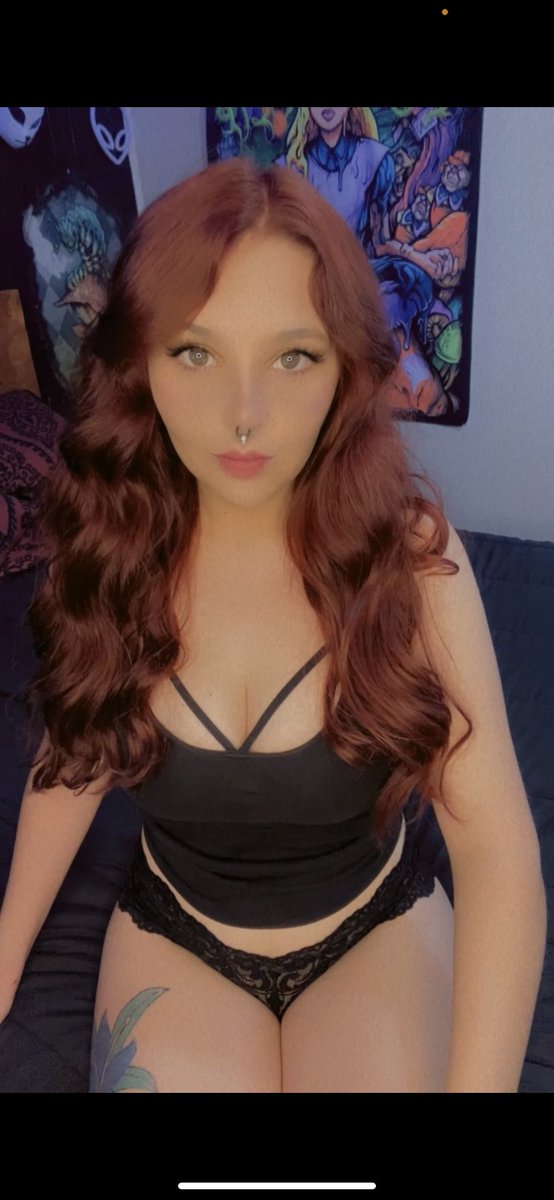 BamPebbles4's tweet photo. Happy Monday����🖤              #redhead #subscribe #Contentcreater #customcontent #hotwife #Spicy #nsfwaccount #FolloMe #brat https://t.co/nbnhki4mJs