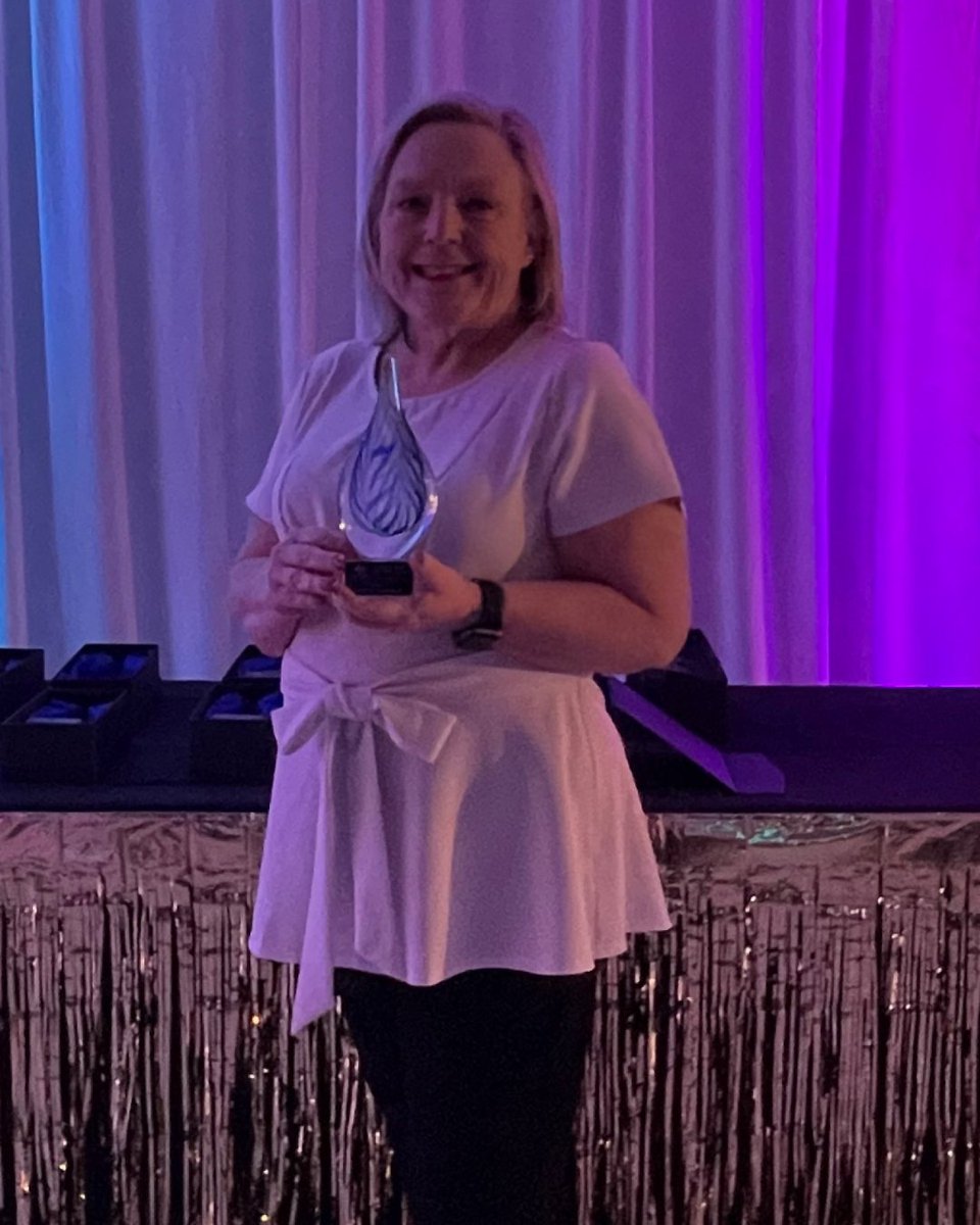 pcssdschools's tweet image. Congratulations to SYLVAN HILLS HIGH Counselor Carolyn Lipsmeyer for being selected as the Sherwood Chamber of Commerce Educator of the Year. 
pcssd.org/article/1038815 
#pcssd #equityandexcellence