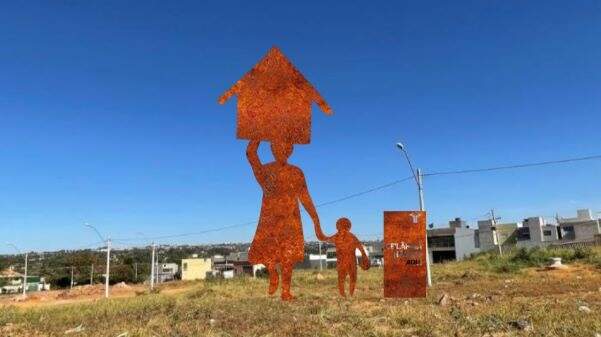 A cidade que nasceu atrás de onde hoje é o ... Saiba mais sobre ese conteúdo no site Brasil em Pauta Noticias.
Clique no Link: is.gd/etzdXS #anos #artista #brasil #ceilândia #completa #economia #ganha #local #monumento #política