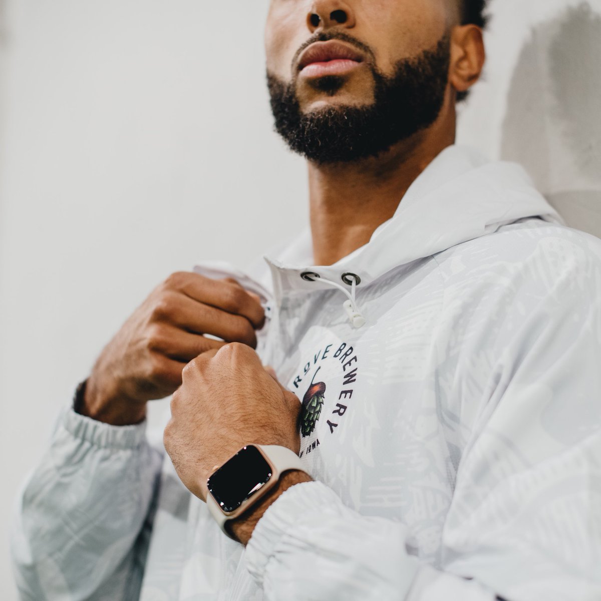 stmulusathletic's tweet photo. A windbreaker that's as unique as you are. Start designing your custom windbreaker today!
#customuniforms #sportswear #keeporiginal #merchandise #footbaljersey #socceruniform #stimulusathletic #fundraising https://t.co/LHgTyFfHVo