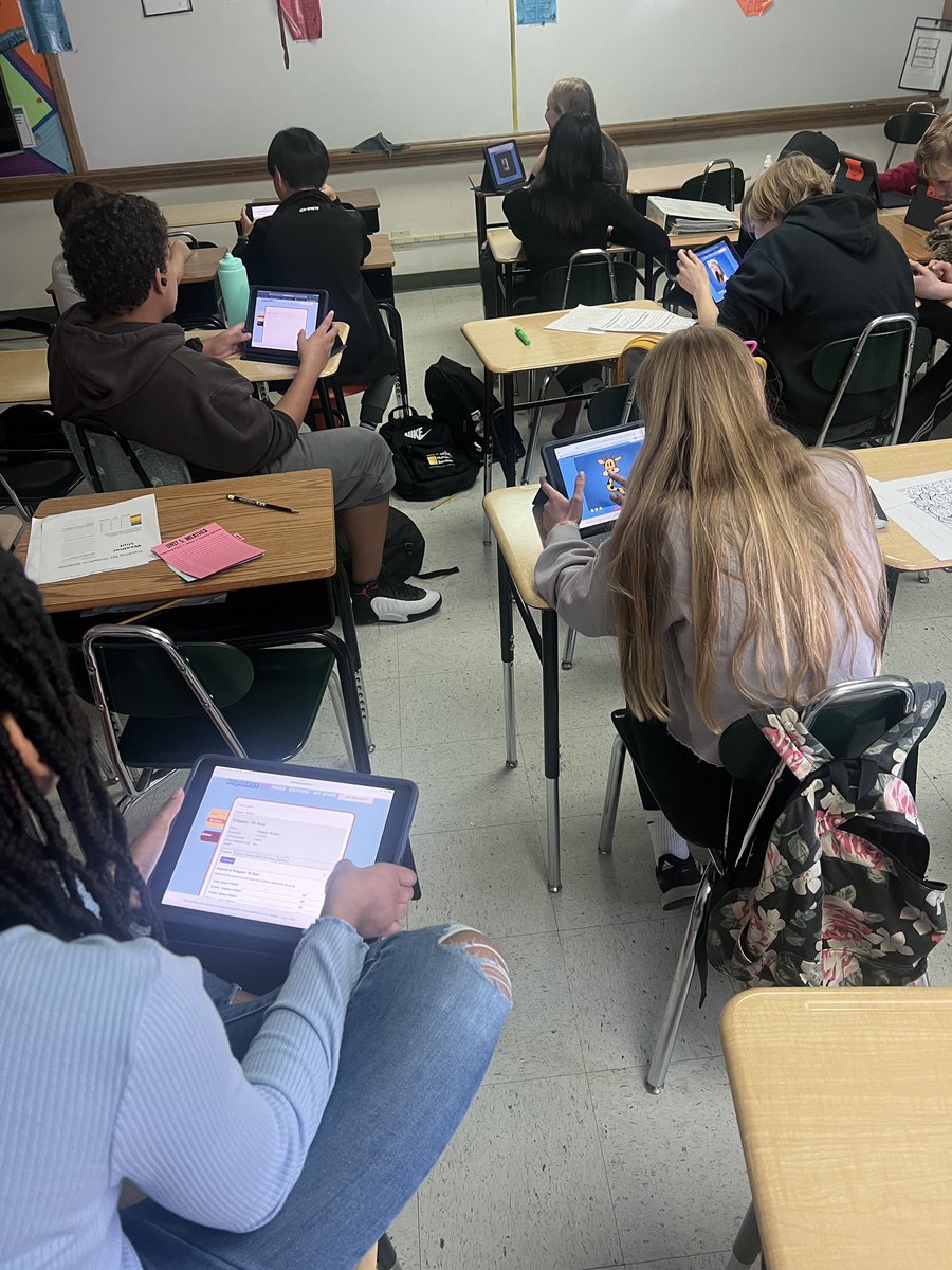 Carrie Chambers tweet media