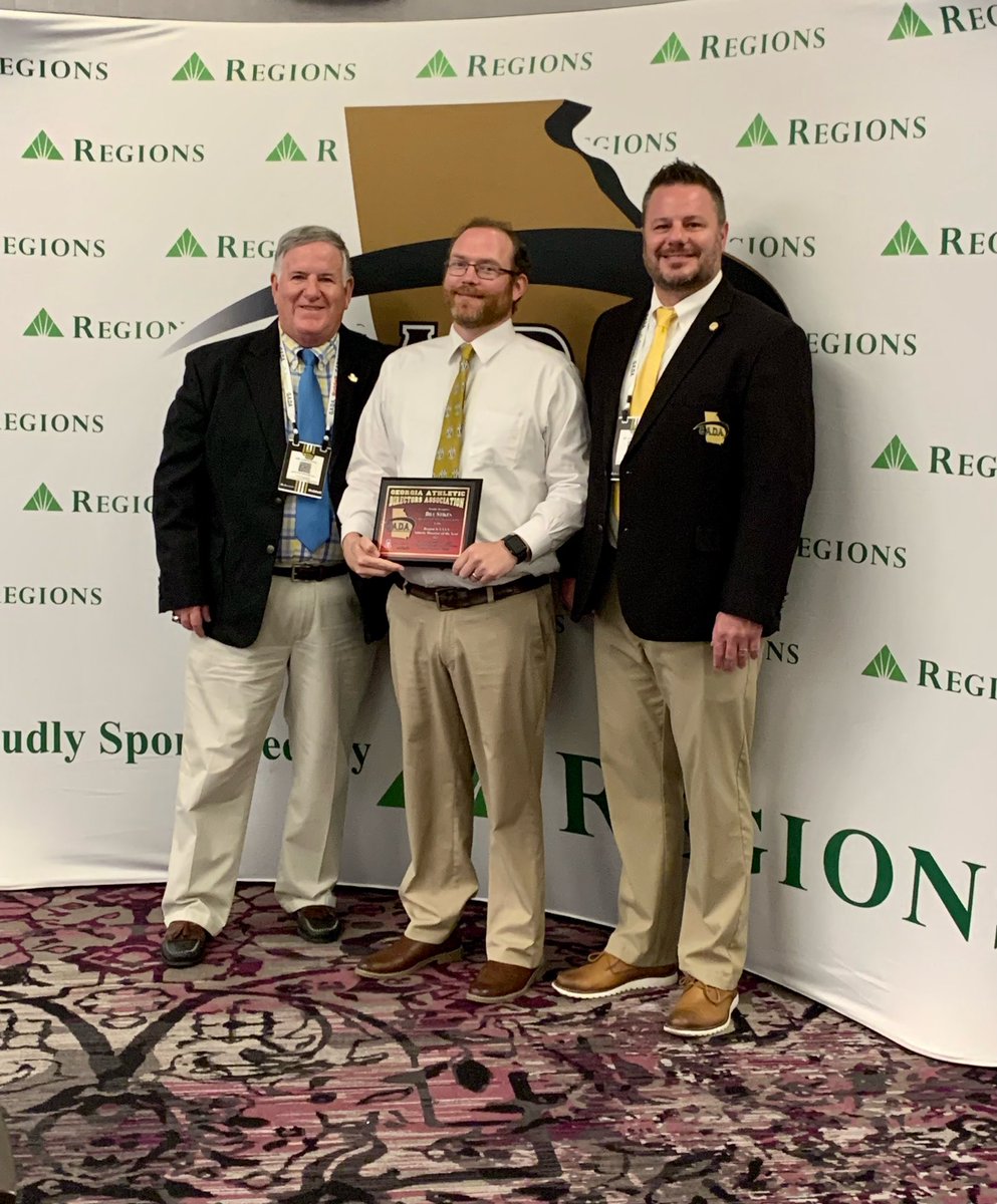 CoachStikes's tweet image. Honored to represent region 4-AAAA as @GADACOACHES region AD of the year! 

Thankful for admin team at @FCHSTigers that supports me &amp;amp; our coaches as well as great region ADs that make this job fun!

Most important is a great family that loves &amp;amp; supports me-thanks Brittany &amp;amp; kids!